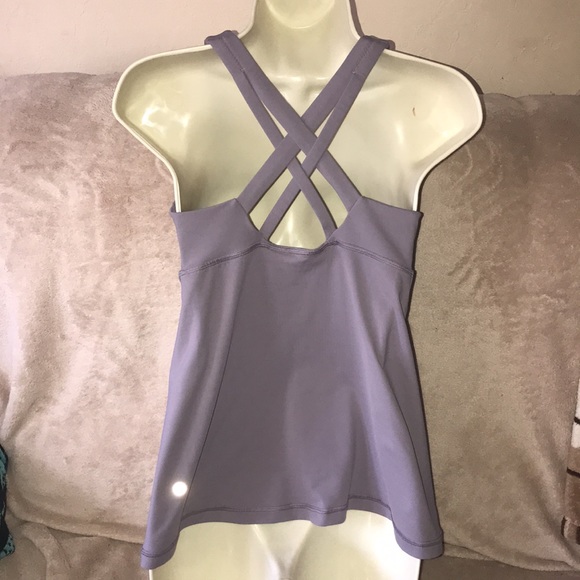 Lululemon purple tank top size 8 mesh lined accents built in bra criss cross - Picture 3 of 8